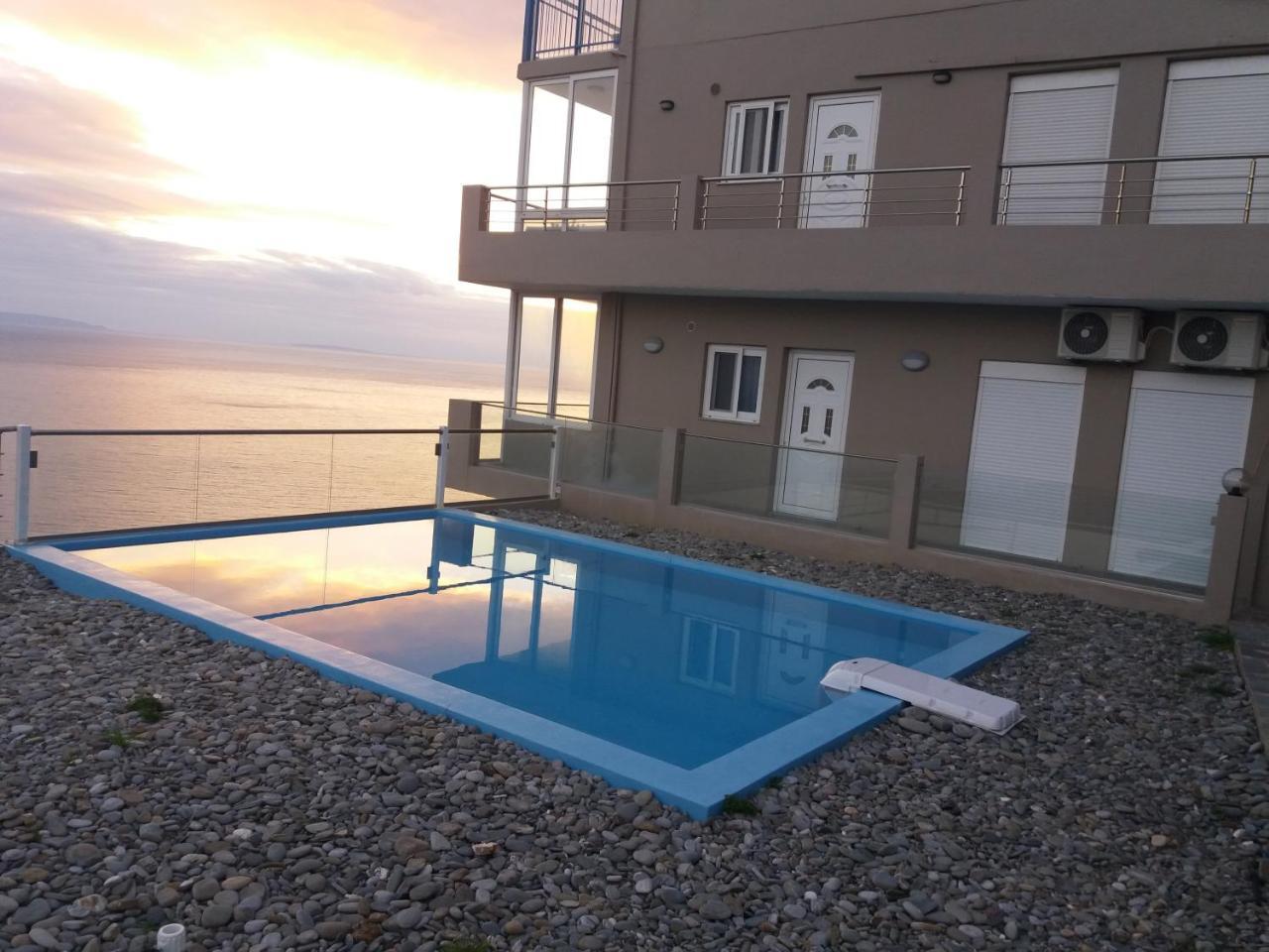 Akrotiri Panorama - Luxury Apartments With Sea View Rodakino Zewnętrze zdjęcie